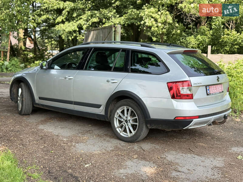 Универсал Skoda Octavia Scout 2015 в Луцке