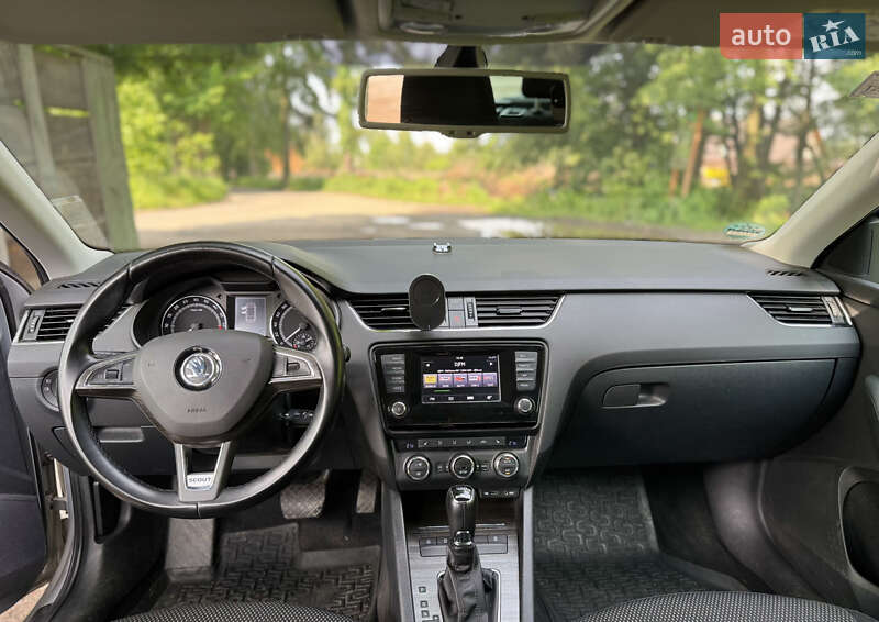 Универсал Skoda Octavia Scout 2015 в Луцке