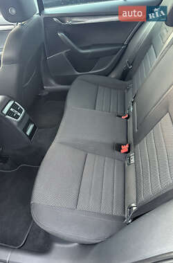 Универсал Skoda Octavia Scout 2016 в 
