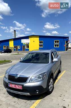 Универсал Skoda Octavia Scout 2009 в Луцке