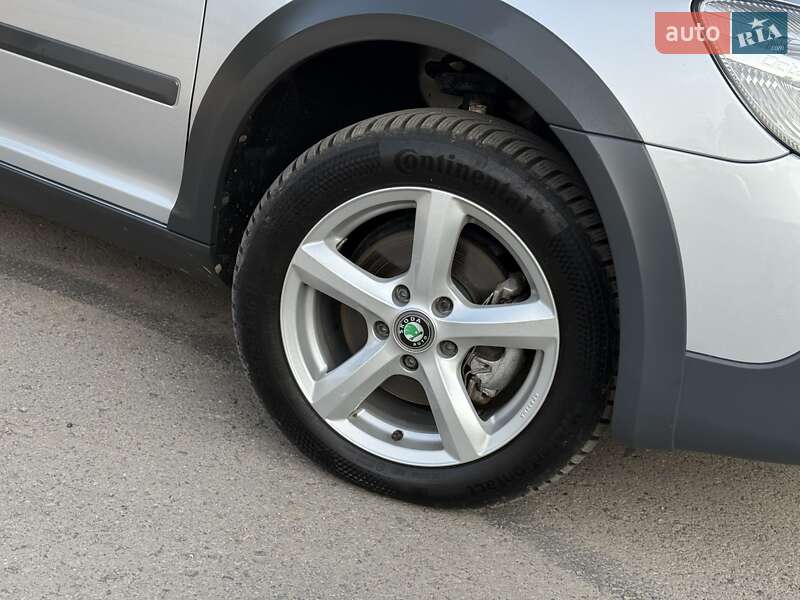 Универсал Skoda Octavia Scout 2011 в Трускавце