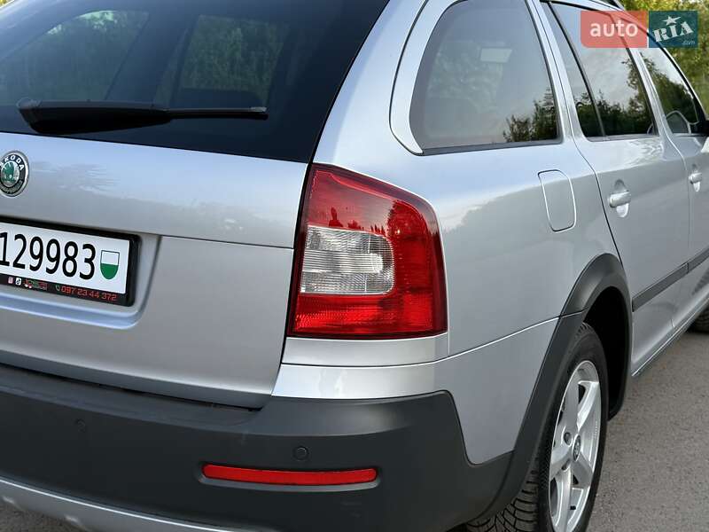 Универсал Skoda Octavia Scout 2011 в Трускавце