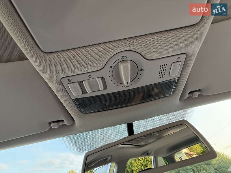Универсал Skoda Octavia Scout 2011 в Трускавце