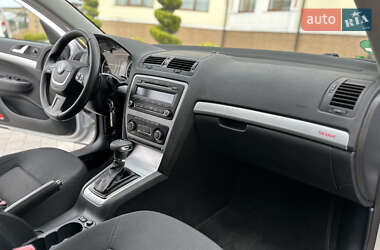Универсал Skoda Octavia Scout 2012 в 