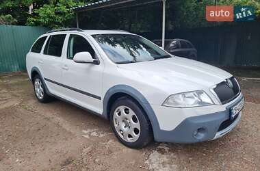 Универсал Skoda Octavia Scout 2009 в Чернигове