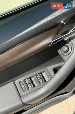 Универсал Skoda Octavia Scout 2015 в Ровно