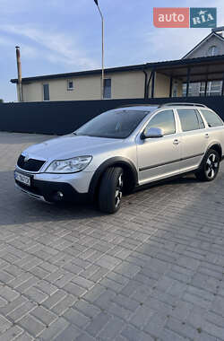 Универсал Skoda Octavia Scout 2010 в 