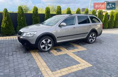 Skoda Octavia Scout 2011