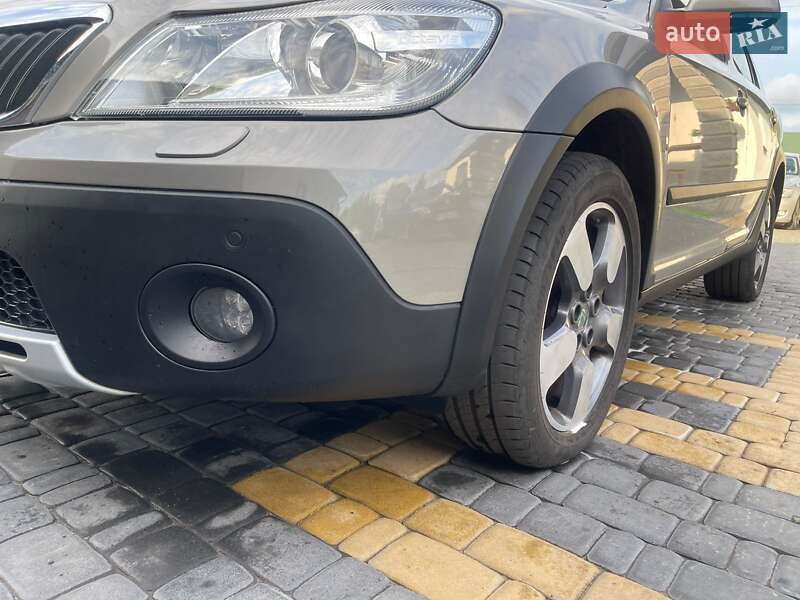 Универсал Skoda Octavia Scout 2011 в Любомле
