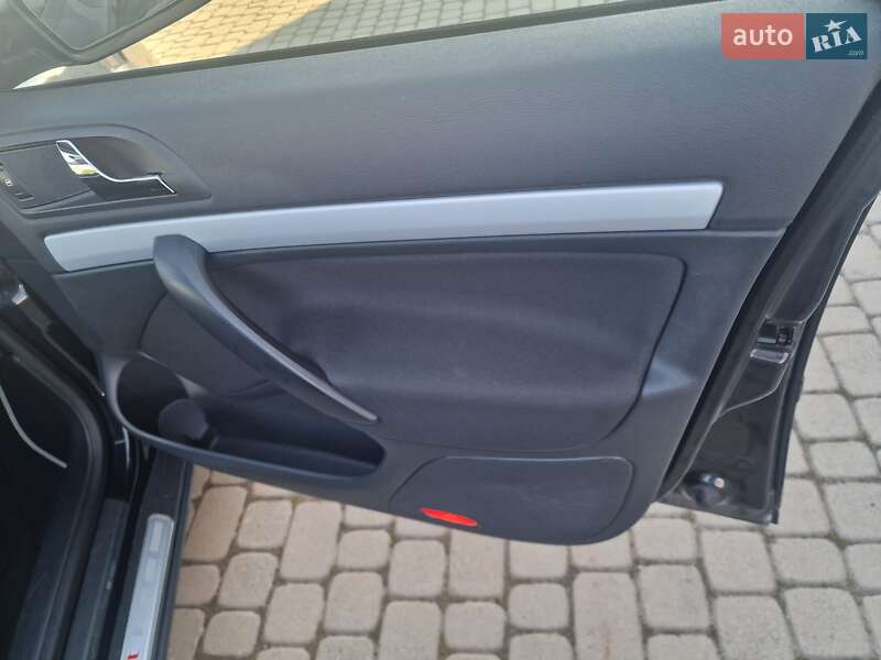 Универсал Skoda Octavia Scout 2011 в Львове фото 21 Универсал Skoda Octavia Scout 2011 в Львове