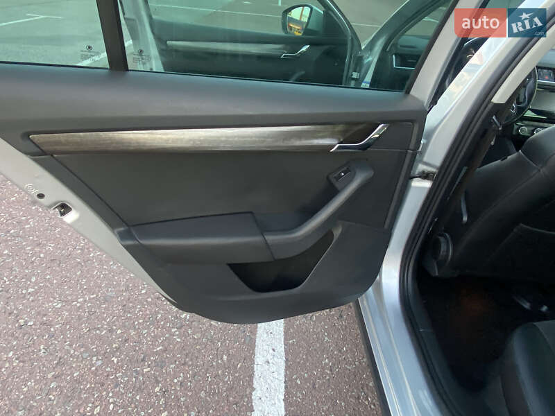 Універсал Skoda Octavia Scout 2014 в Львові