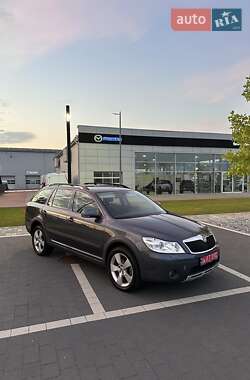 Skoda Octavia Scout 2012