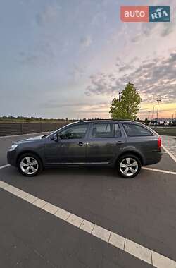Универсал Skoda Octavia Scout 2012 в 