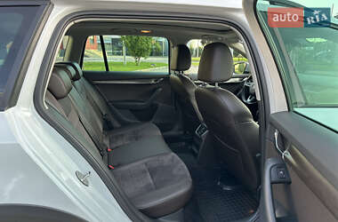 Универсал Skoda Octavia Scout 2015 в 