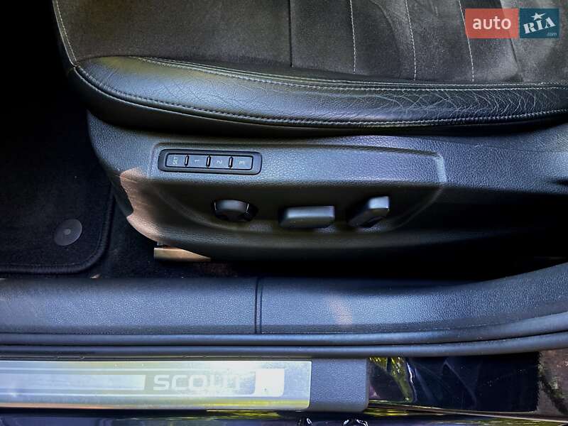 Універсал Skoda Octavia Scout 2015 в Рівному