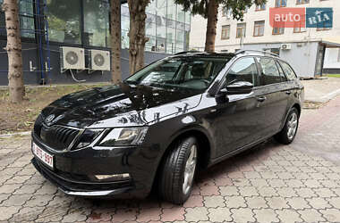 Універсал Skoda Octavia Scout 2018 в Рівному