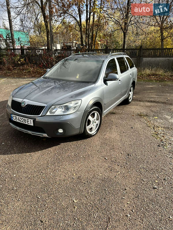Универсал Skoda Octavia Scout 2012 в Чернигове фото 2 Универсал Skoda Octavia Scout 2012 в Чернигове