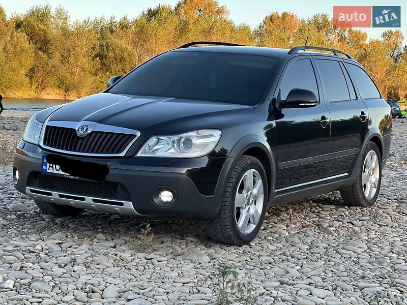 Универсал Skoda Octavia Scout 2011 в Виноградове