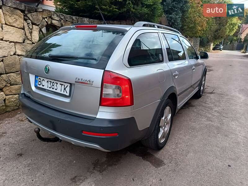 Универсал Skoda Octavia Scout 2010 в Львове