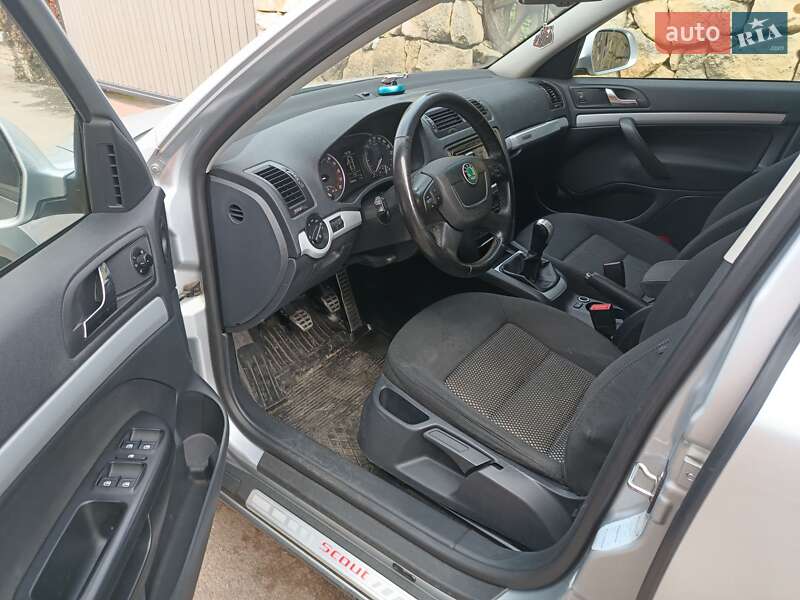 Универсал Skoda Octavia Scout 2010 в Львове