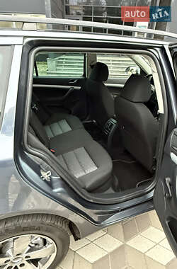 Универсал Skoda Octavia Scout 2010 в 