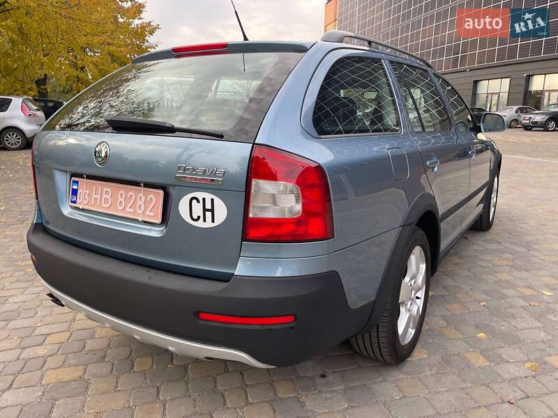 Универсал Skoda Octavia Scout 2010 в Луцке фото 7 Универсал Skoda Octavia Scout 2010 в Луцке