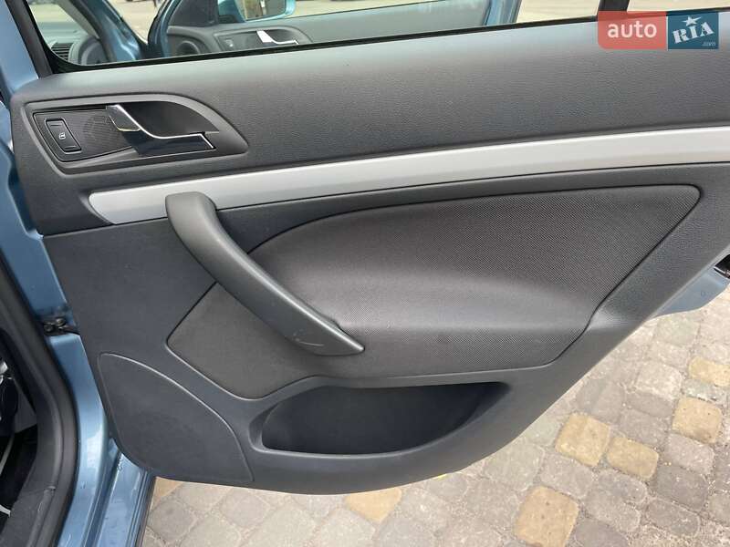 Универсал Skoda Octavia Scout 2010 в Луцке фото 45 Универсал Skoda Octavia Scout 2010 в Луцке