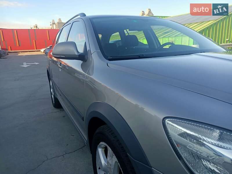 Универсал Skoda Octavia Scout 2012 в Киеве фото 12 Универсал Skoda Octavia Scout 2012 в Киеве