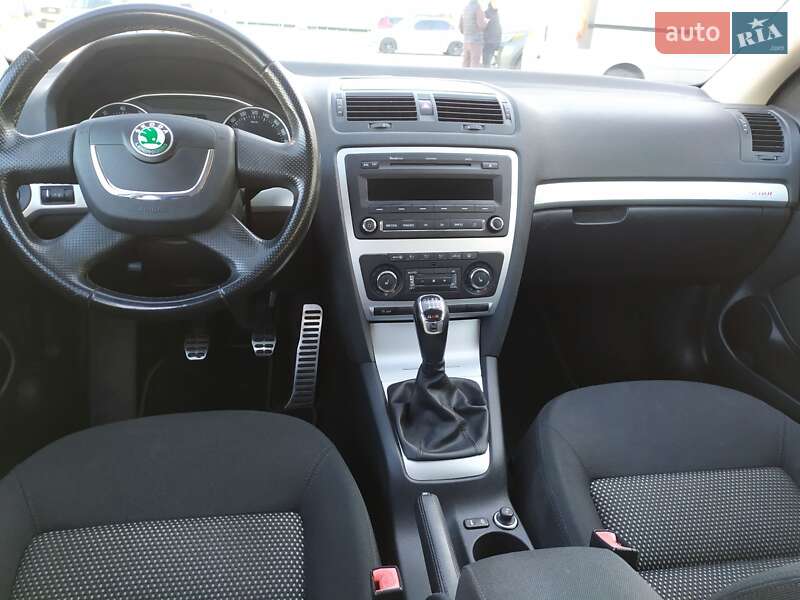 Универсал Skoda Octavia Scout 2012 в Киеве фото 26 Универсал Skoda Octavia Scout 2012 в Киеве