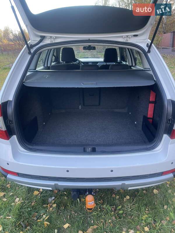 Універсал Skoda Octavia Scout 2015 в Долині