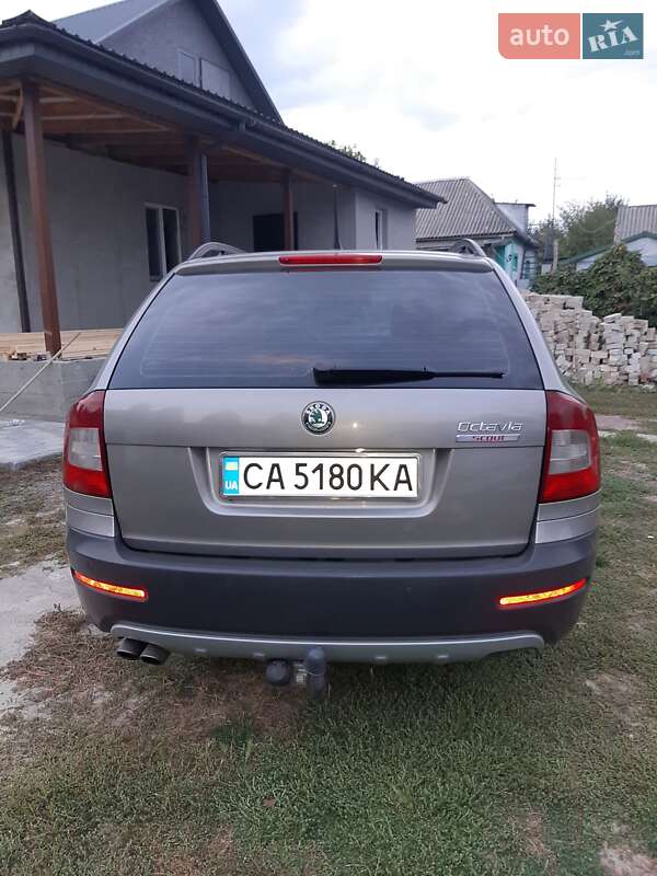 Универсал Skoda Octavia Scout 2012 в Смеле