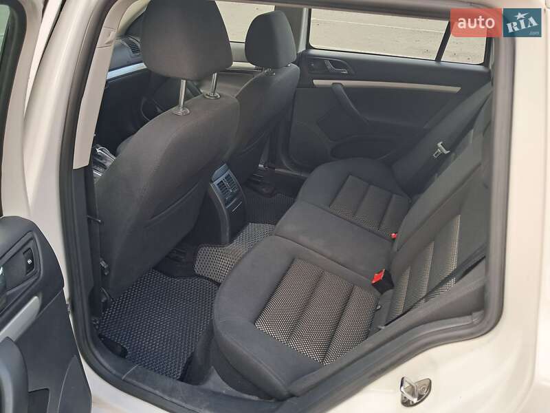 Универсал Skoda Octavia Scout 2012 в Харькове фото 6 Универсал Skoda Octavia Scout 2012 в Харькове