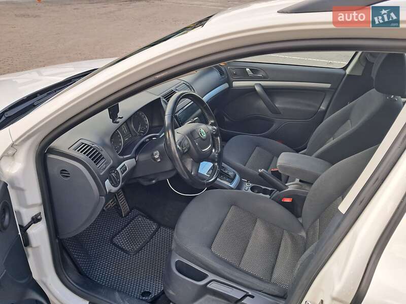Универсал Skoda Octavia Scout 2012 в Харькове фото 9 Универсал Skoda Octavia Scout 2012 в Харькове
