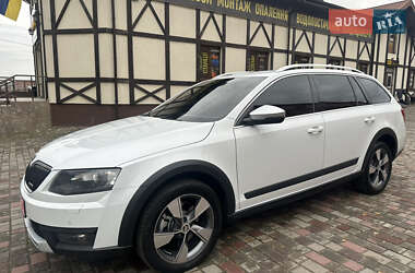 Универсал Skoda Octavia Scout 2015 в Ровно