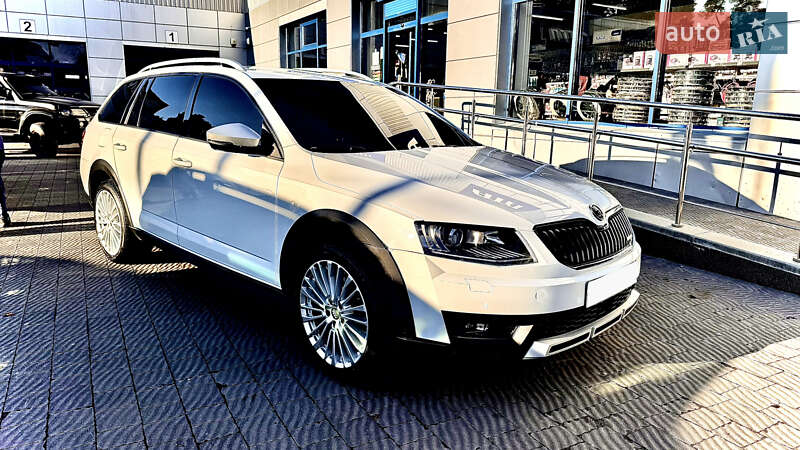 Універсал Skoda Octavia Scout 2017 в Мукачевому