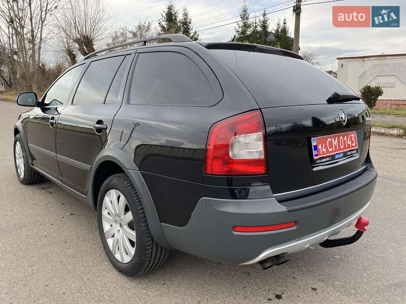 Универсал Skoda Octavia Scout 2011 в Калуше
