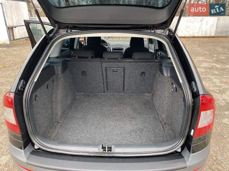 Универсал Skoda Octavia Scout 2011 в Калуше