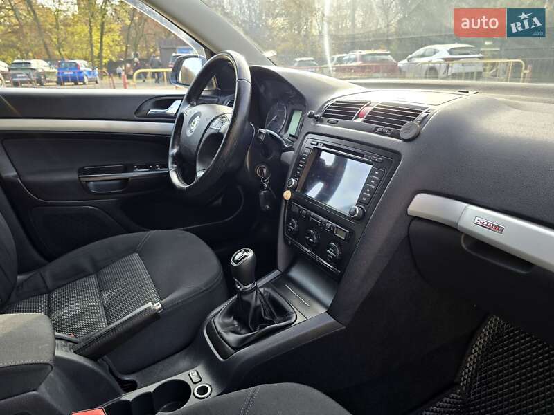 Универсал Skoda Octavia Scout 2008 в Одессе