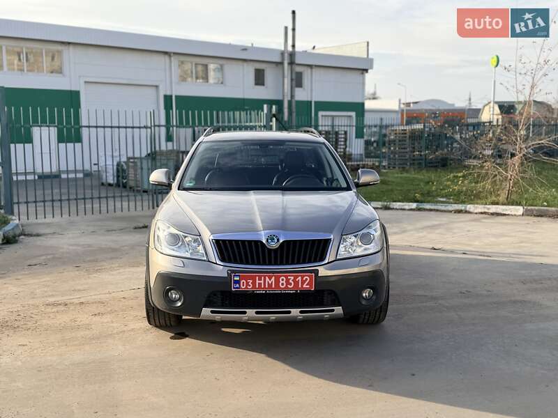 Универсал Skoda Octavia Scout 2013 в Вознесенске