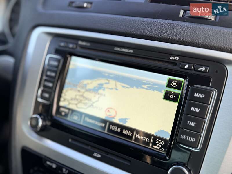 Универсал Skoda Octavia Scout 2013 в Вознесенске