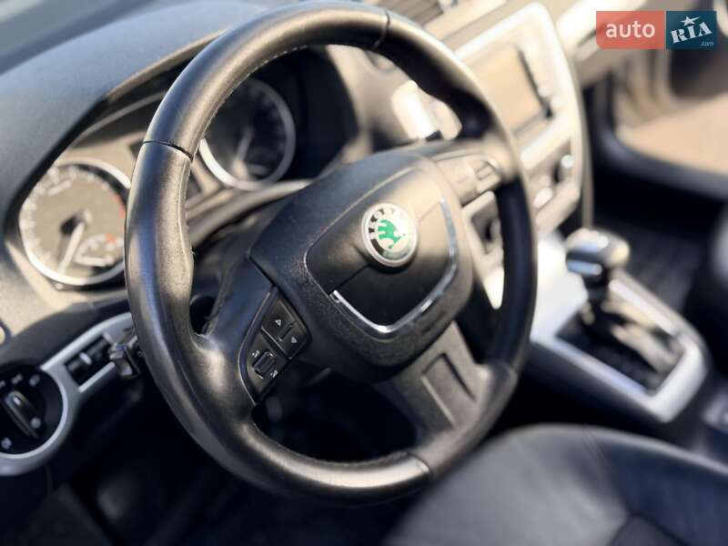 Универсал Skoda Octavia Scout 2013 в Вознесенске