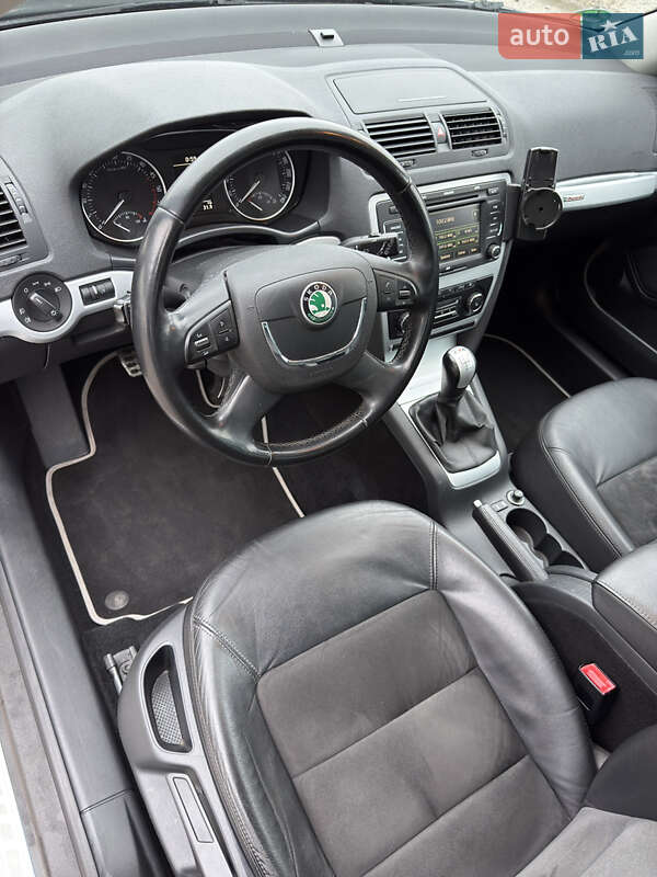 Универсал Skoda Octavia Scout 2010 в Ахтырке