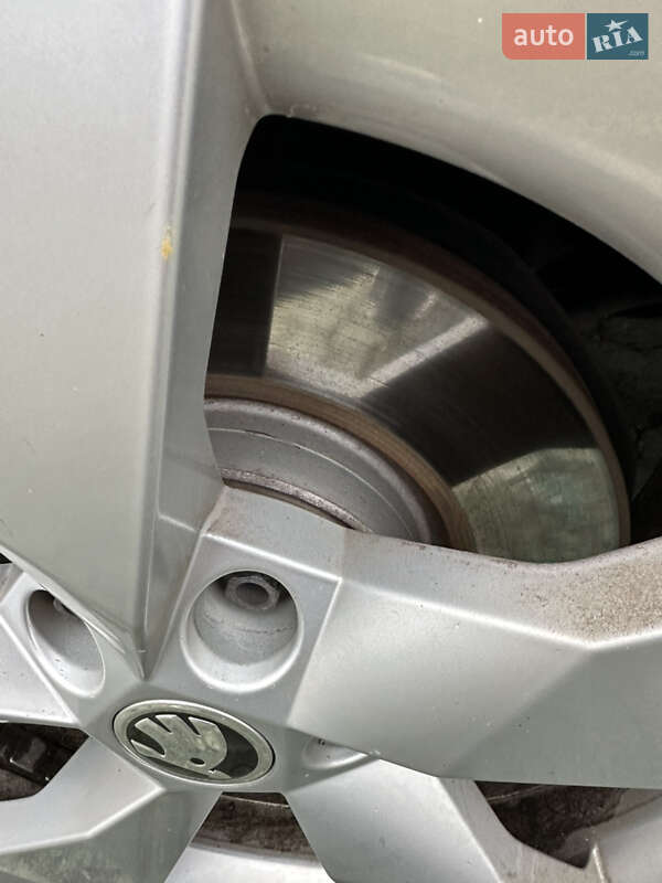 Универсал Skoda Octavia Scout 2018 в Дубно