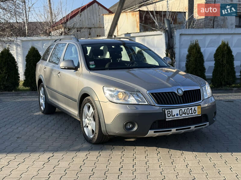 Универсал Skoda Octavia Scout 2010 в Луцке