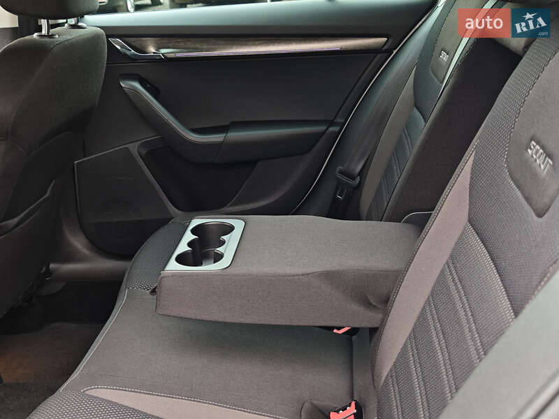 Универсал Skoda Octavia Scout 2018 в Луцке фото 50 Универсал Skoda Octavia Scout 2018 в Луцке