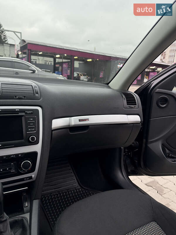 Универсал Skoda Octavia Scout 2010 в Славском