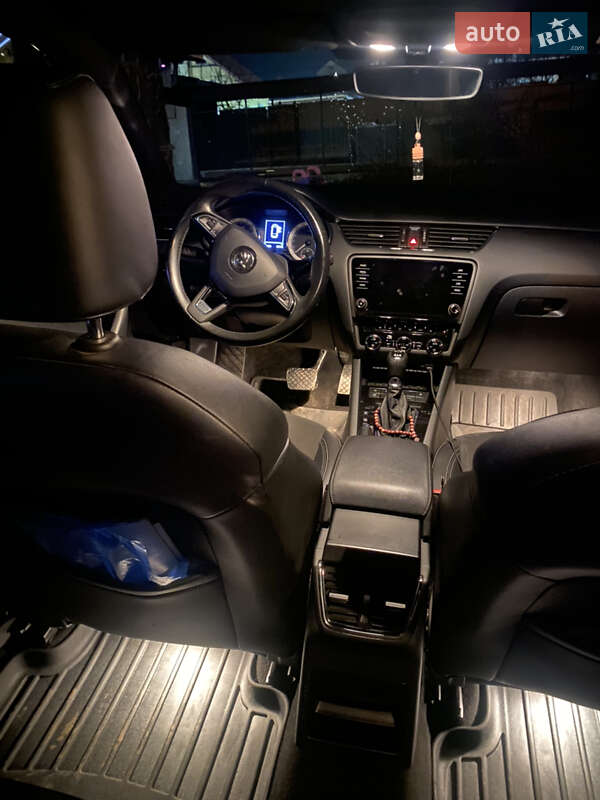 Универсал Skoda Octavia Scout 2019 в Хусте