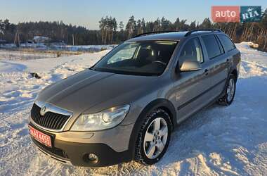 Універсал Skoda Octavia Scout 2011 в Житомирі