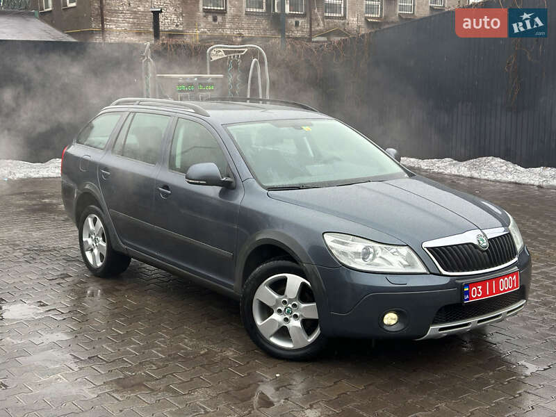 Skoda Octavia Scout 2012