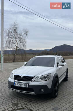 Універсал Skoda Octavia Scout 2011 в Хусті